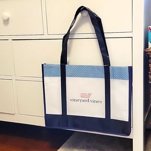 Vineyard Vines Tote / Shopping / Beach Bag